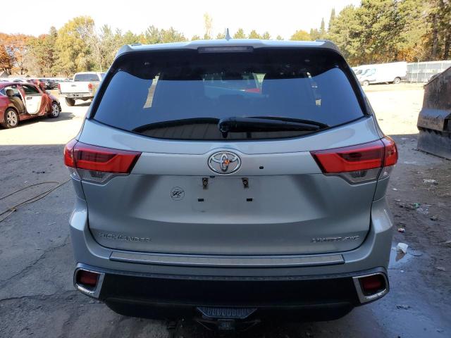 VIN 5TDDZRFH8JS840549 2018 Toyota Highlander, Limited no.6