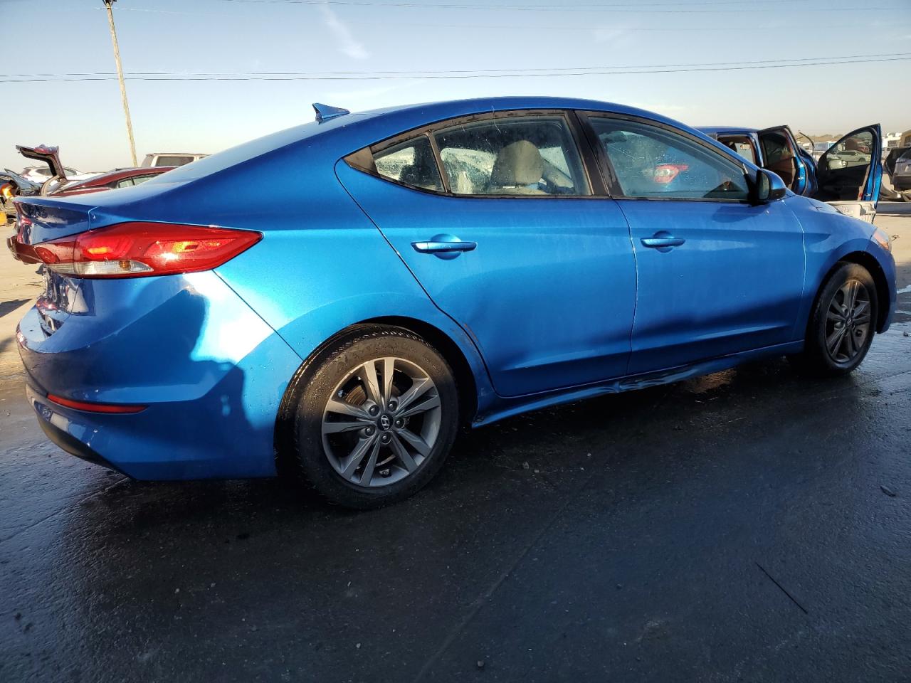 Lot #3028538944 2017 HYUNDAI ELANTRA SE