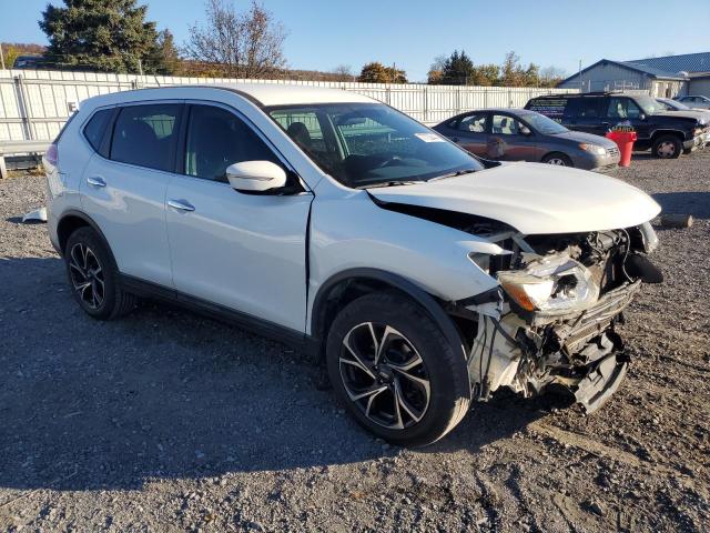 VIN 5N1AT2MV0FC838464 2015 Nissan Rogue, S no.4