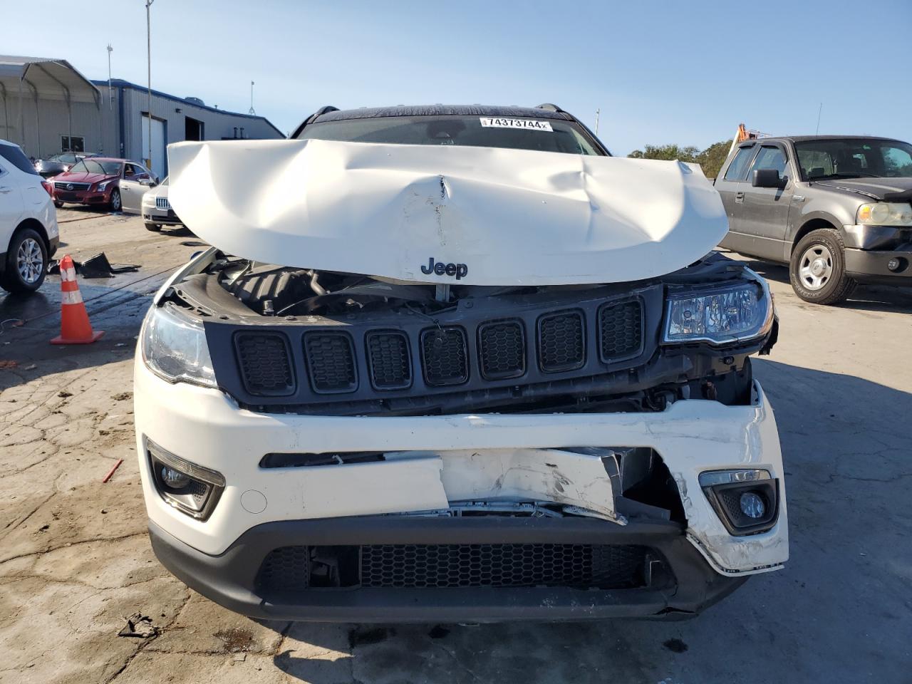 Lot #2972548967 2021 JEEP COMPASS LA