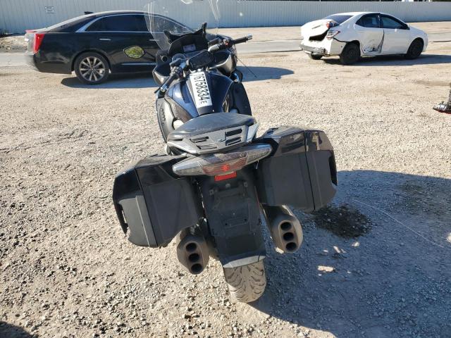2012 BMW K1600 GTL - WB1061200CZZ22802