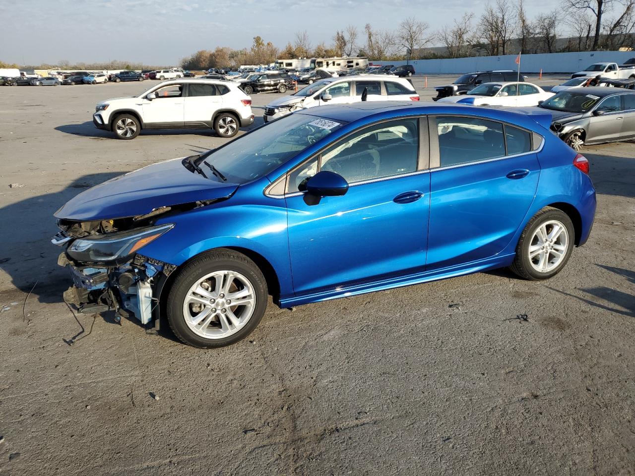 Lot #2989343768 2017 CHEVROLET CRUZE LT