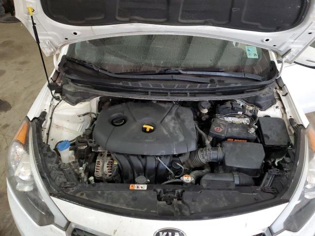 VIN KNAFK5A88G5582882 2016 KIA Forte, LX no.11