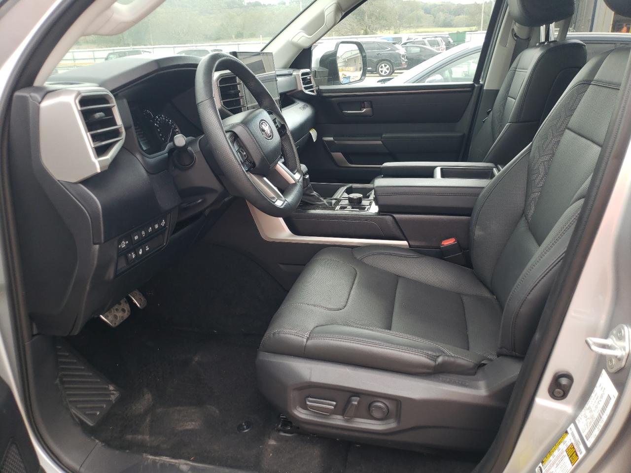 TOYOTA TUNDRA CREWMAX SR