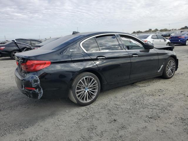 VIN WBAJA9C53JB251059 2018 BMW 5 Series, 530E no.3