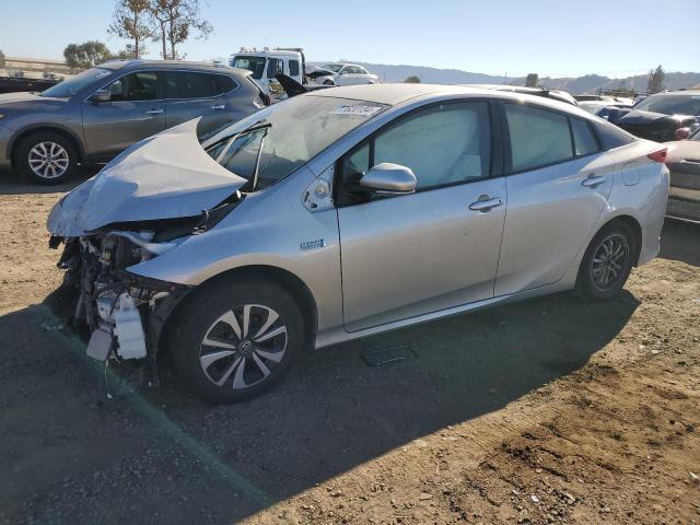 VIN JTDKARFP6J3084162 2018 Toyota Prius no.1