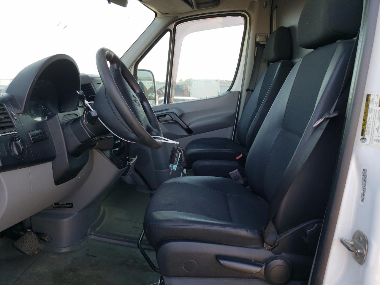 Lot #3023427270 2014 MERCEDES-BENZ SPRINTER 2