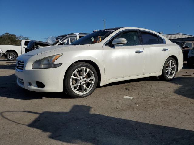 NISSAN MAXIMA S