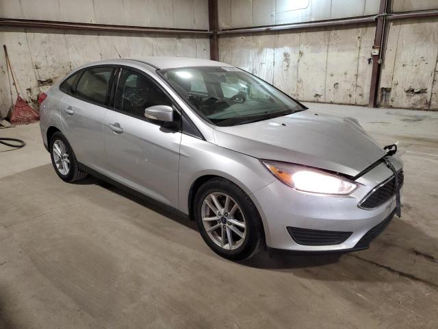 VIN 1FADP3F28HL229792 2017 Ford Focus, SE no.4