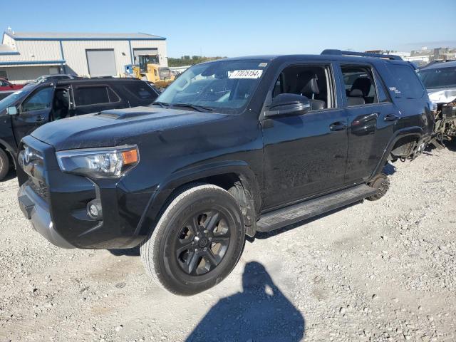 TOYOTA 4RUNNER SE