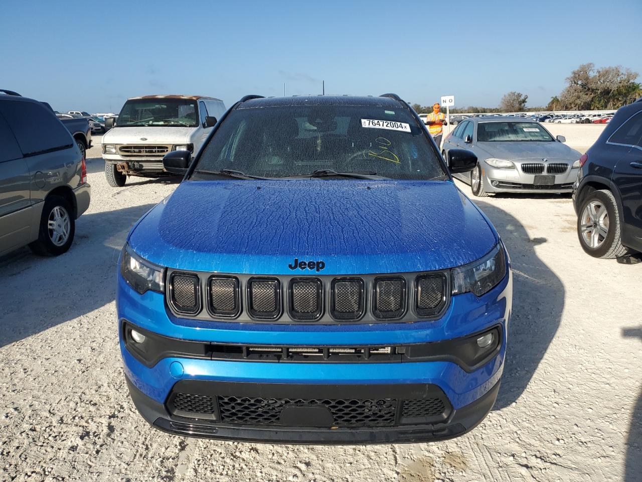 Lot #2994245893 2022 JEEP COMPASS LA