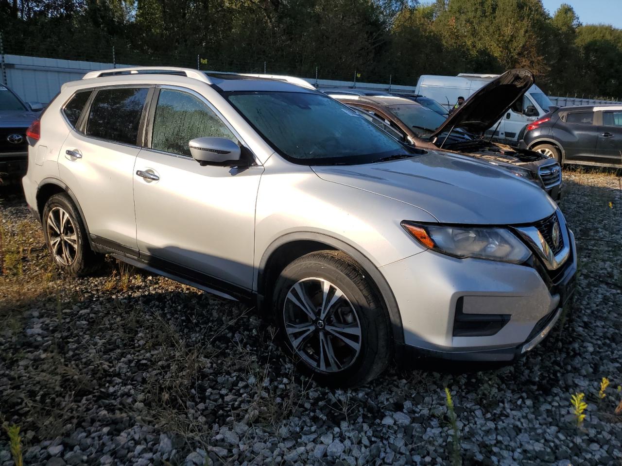 Lot #2902957714 2019 NISSAN ROGUE S