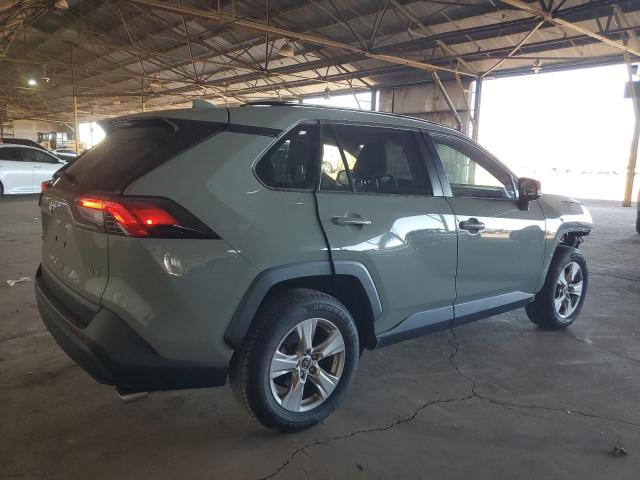 2020 TOYOTA RAV4 XLE - JTMW1RFV2LJ018111