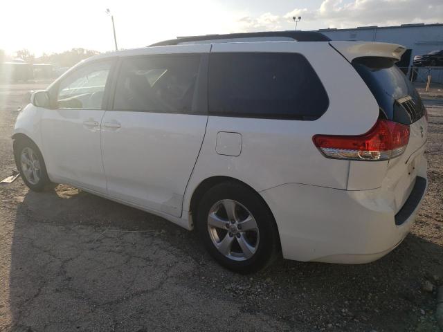 VIN 5TDKK3DC3DS345020 2013 Toyota Sienna, LE no.2