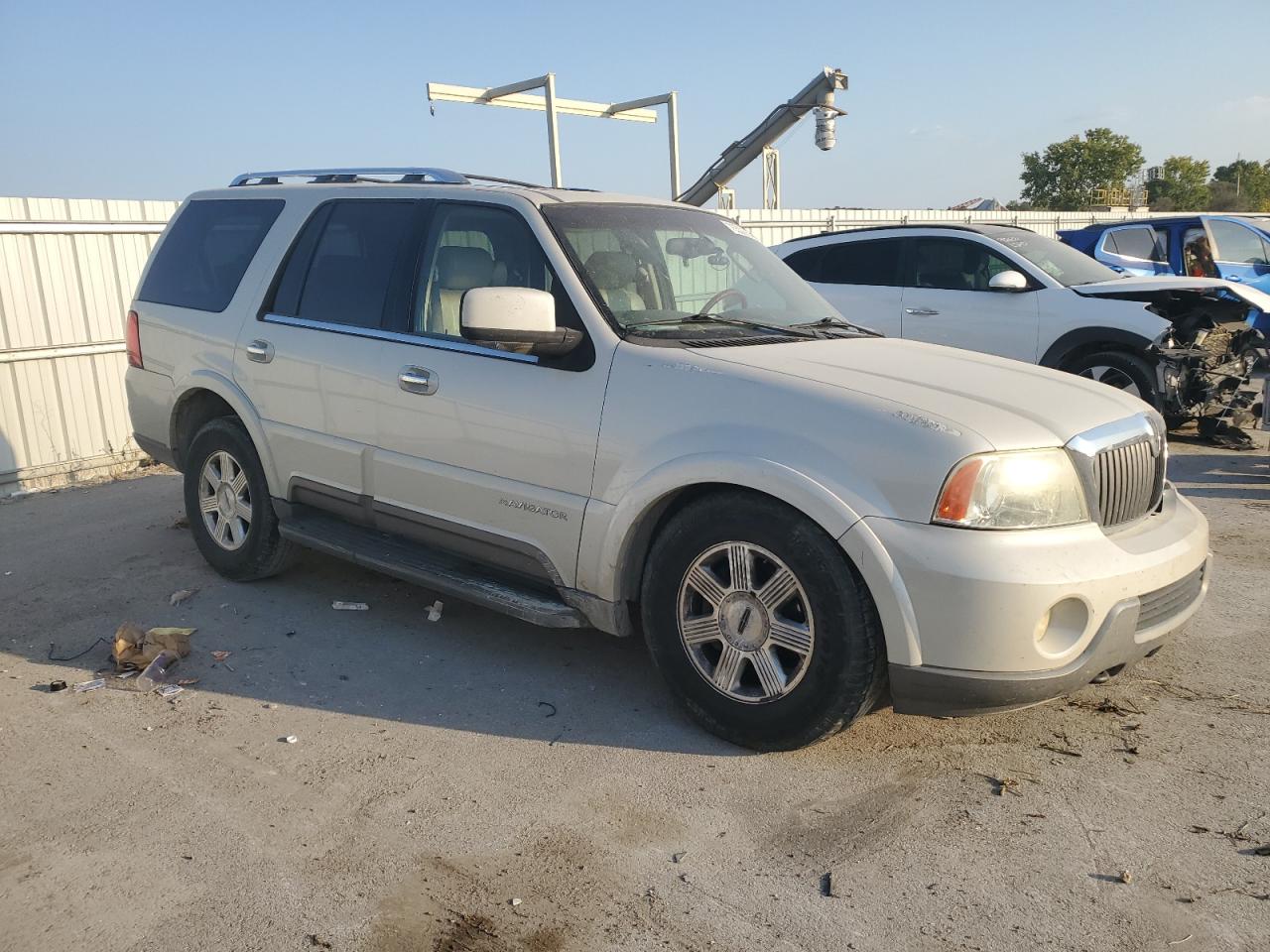 Lot #2921841993 2004 LINCOLN NAVIGATOR