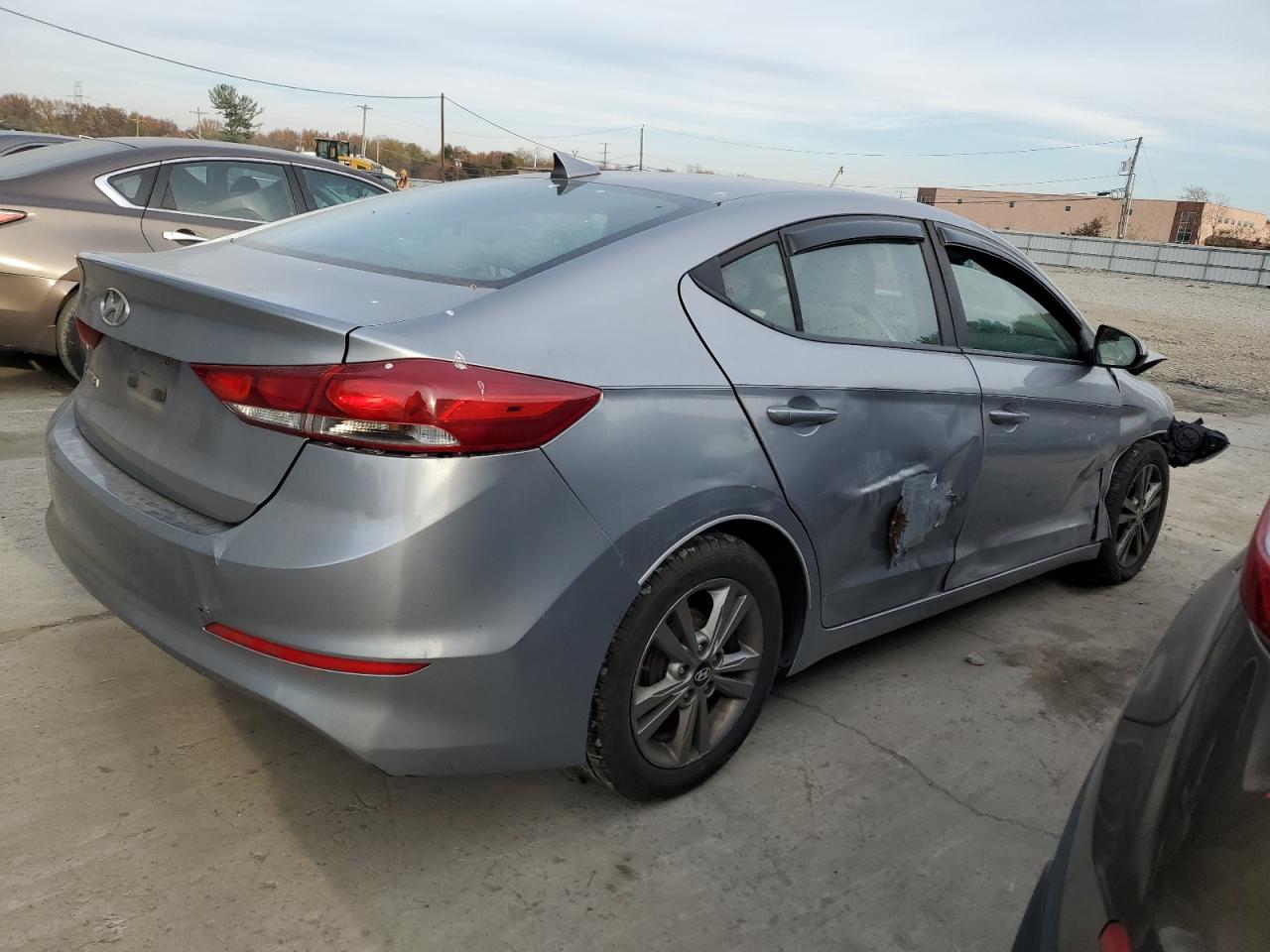 Lot #3024680580 2017 HYUNDAI ELANTRA SE