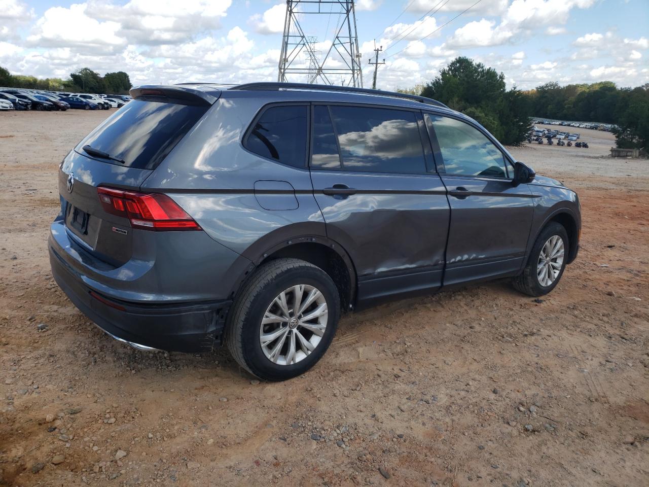 Lot #3023386280 2019 VOLKSWAGEN TIGUAN S