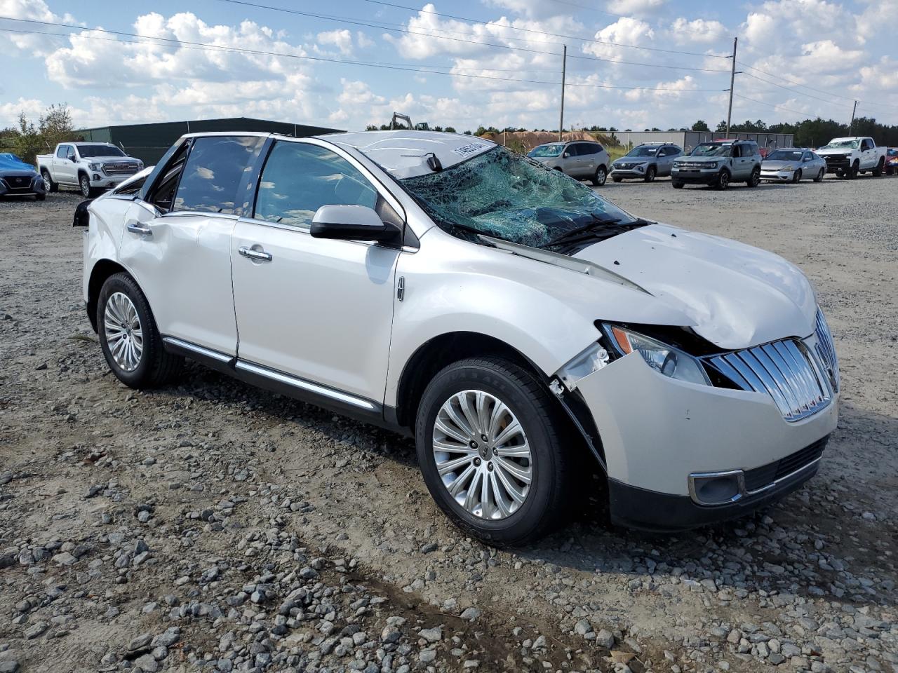 Lot #2902510938 2015 LINCOLN MKX