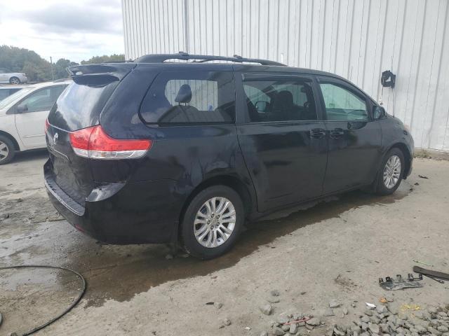 VIN 5TDYK3DC2DS291574 2013 Toyota Sienna, Xle no.3