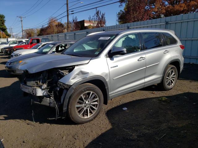 VIN 5TDJGRFHXHS023067 2017 Toyota Highlander, Hybrid no.1