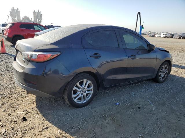 VIN 3MYDLBZV3GY115776 2016 Toyota Scion no.3