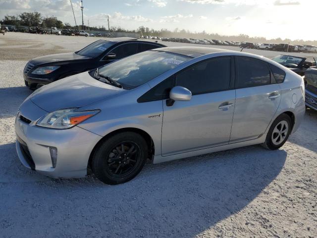 VIN JTDKN3DU7E1832218 2014 Toyota Prius no.1