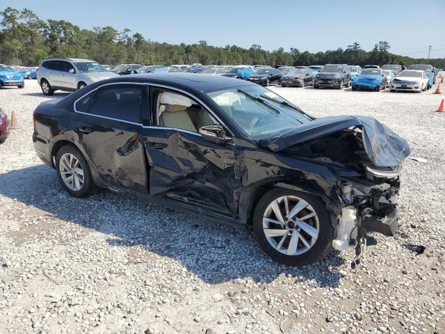 2018 VOLKSWAGEN PASSAT SE - 1VWBA7A33JC043381
