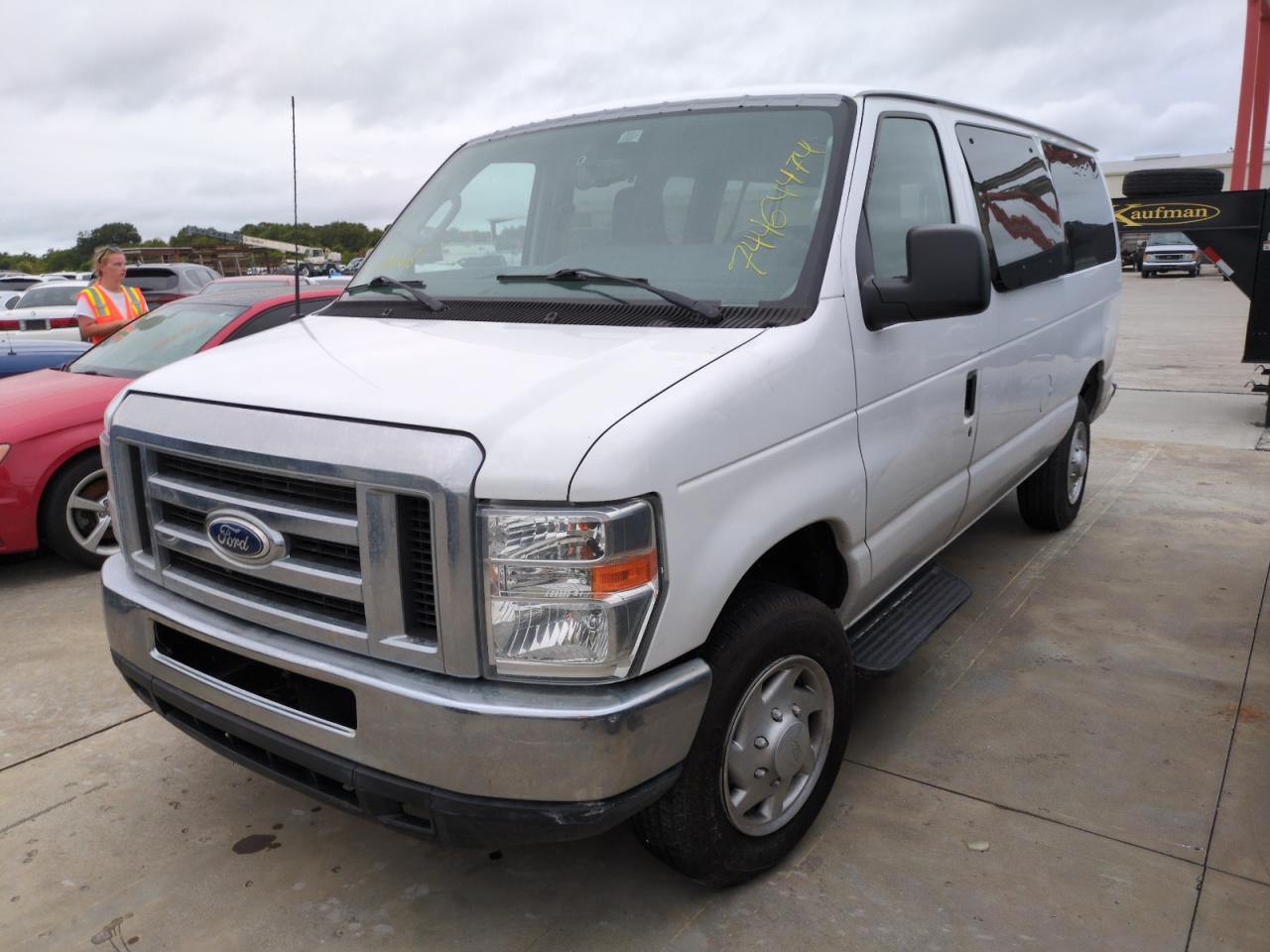 Ford E-350 2014 Econoline