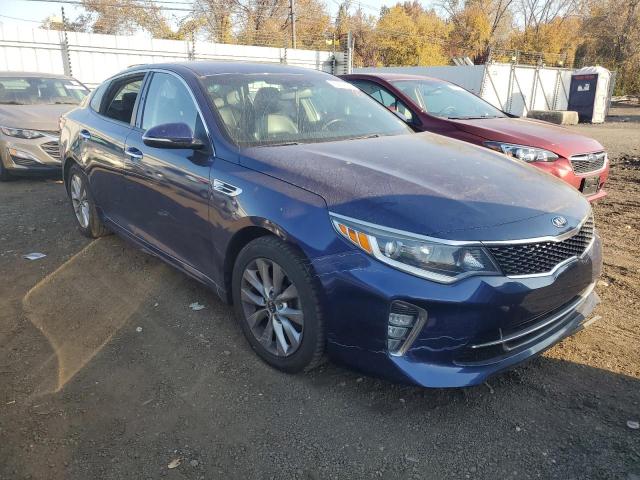 VIN 5XXGT4L35JG214663 2018 KIA Optima, LX no.4