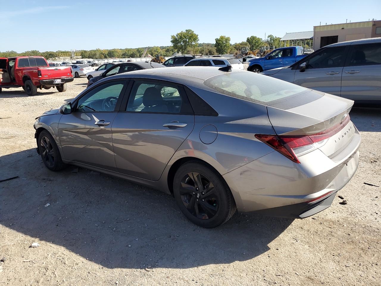 Lot #2928944742 2021 HYUNDAI ELANTRA SE