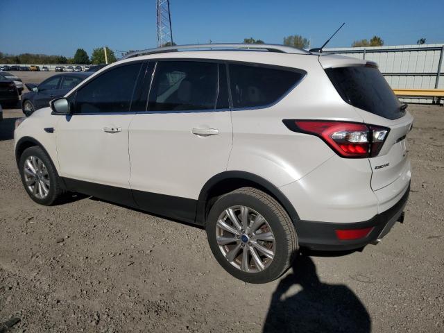 VIN 1FMCU9J91HUD32127 2017 FORD ESCAPE no.2