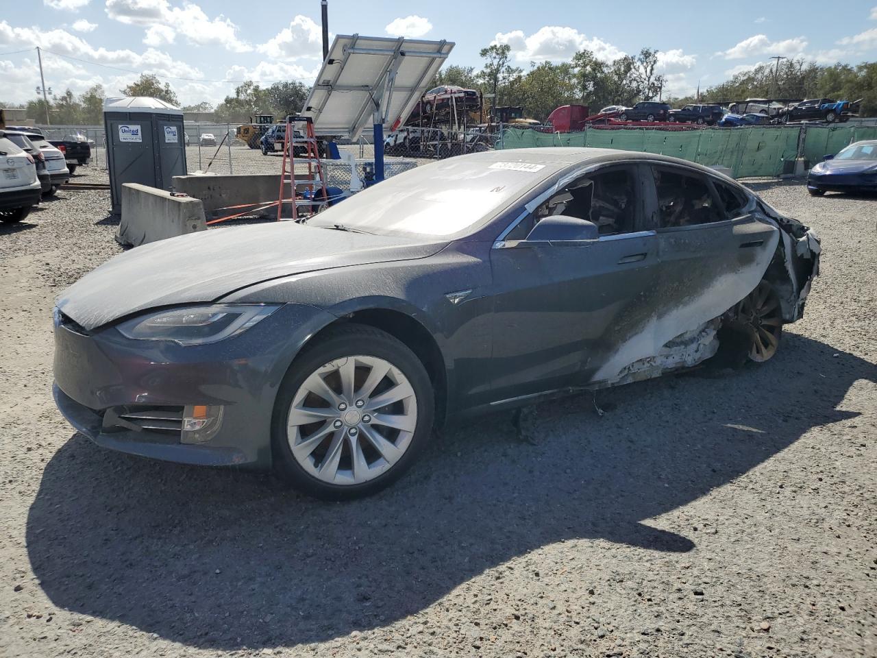 Lot #2923096080 2016 TESLA MODEL S