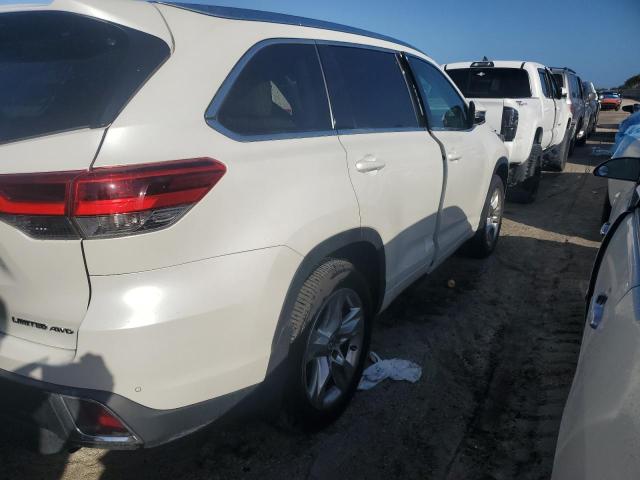 VIN 5TDDZRFH2JS901720 2018 Toyota Highlander, Limited no.3