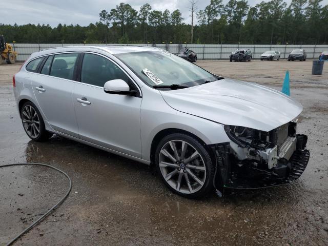 2015 VOLVO V60 PREMIE - YV140MEK1F1217329