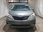 TOYOTA SIENNA LE photo