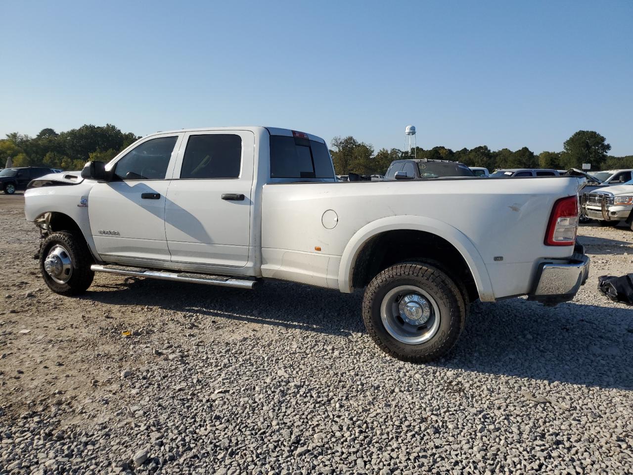 Lot #2955261619 2019 RAM 3500 TRADE