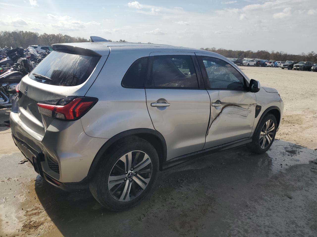 Lot #2974392463 2020 MITSUBISHI OUTLANDER