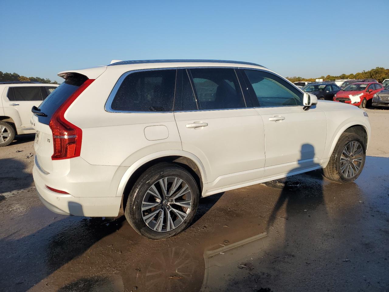 Lot #2974801025 2022 VOLVO XC90 T5 MO