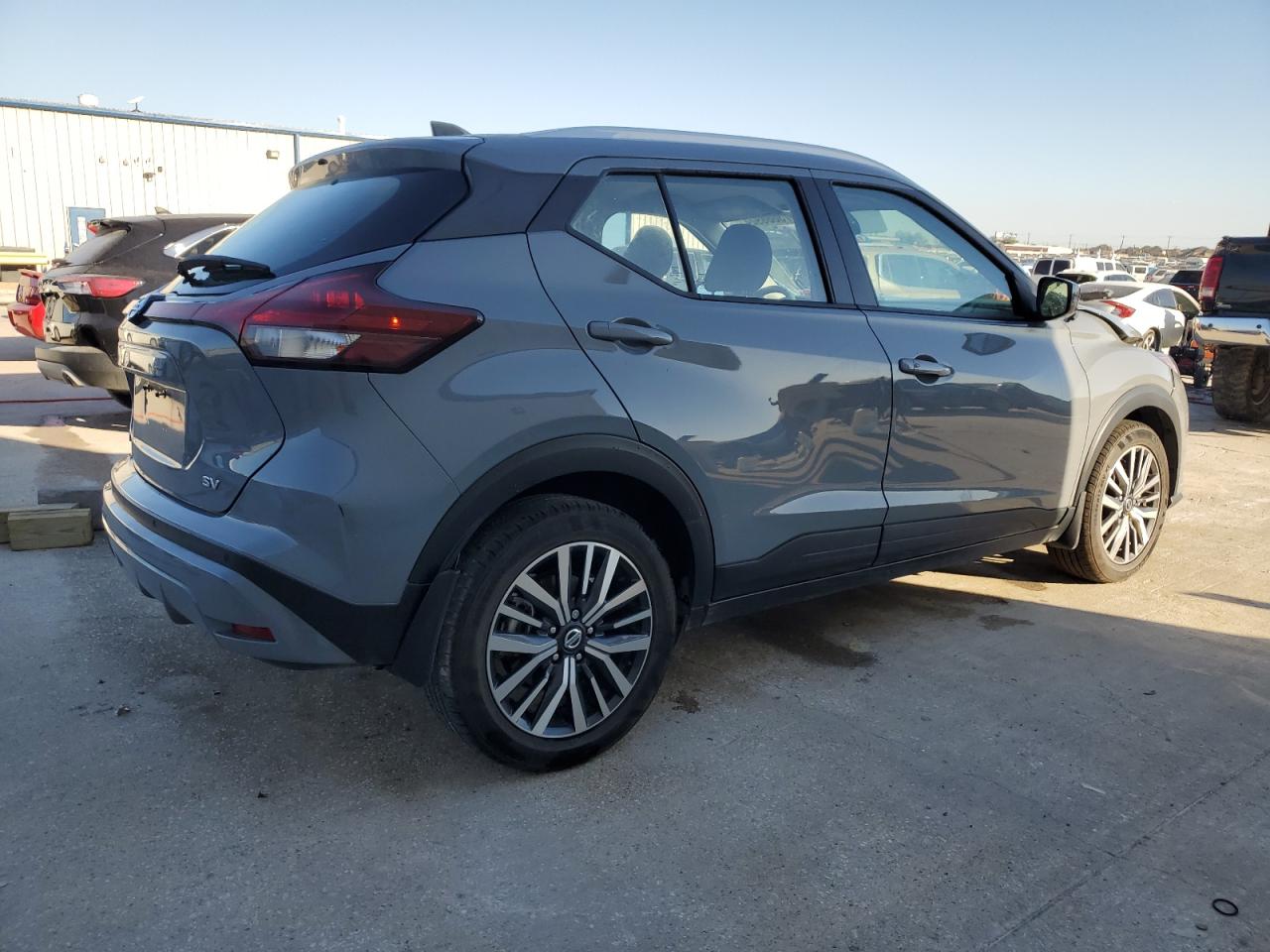 Lot #2893269694 2021 NISSAN KICKS SV