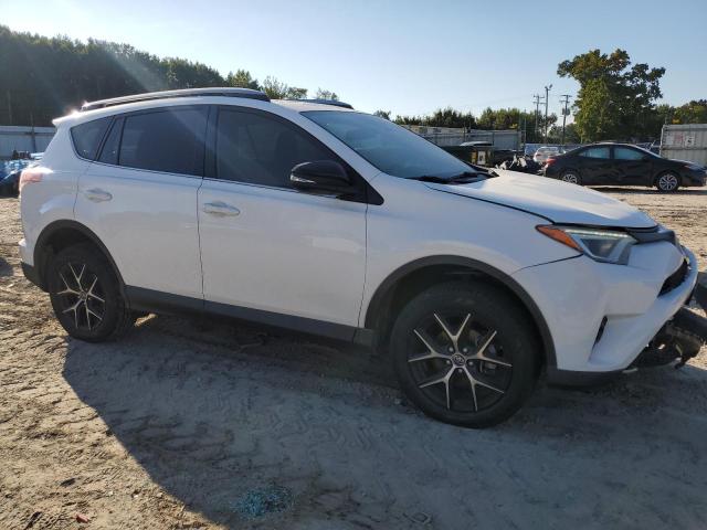 VIN JTMNFREV9HJ705527 2017 Toyota RAV4, SE no.4