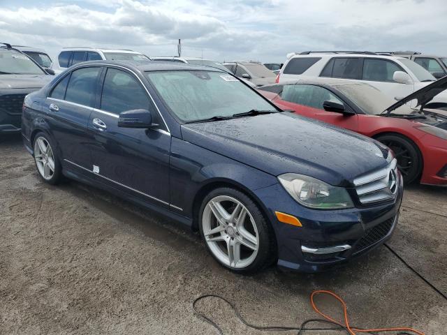 VIN WDDGF4HB1DR298270 2013 Mercedes-Benz C-Class, 250 no.4