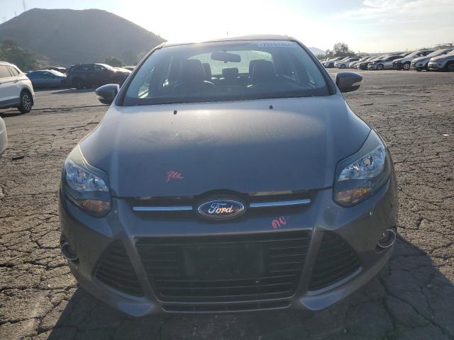 VIN 1FADP3J25EL210488 2014 Ford Focus, Titanium no.5