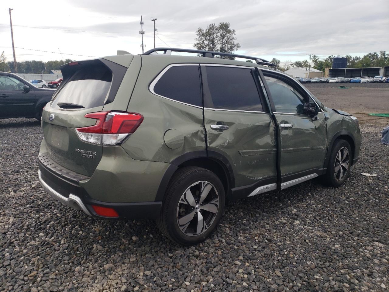 Lot #2977109245 2019 SUBARU FORESTER T