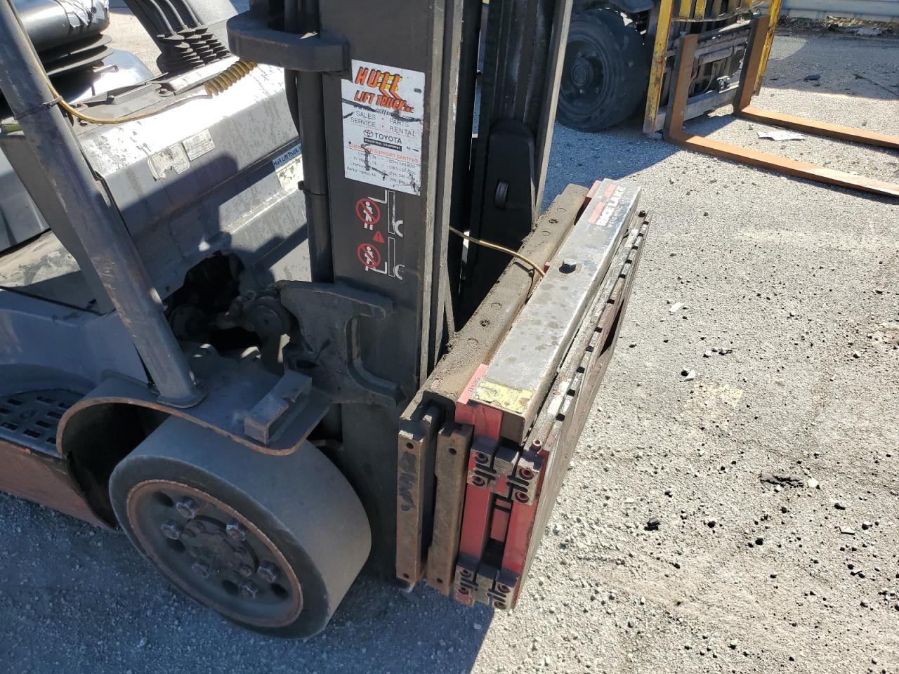 Lot #2904761745 2007 TOYOTA FORKLIFT