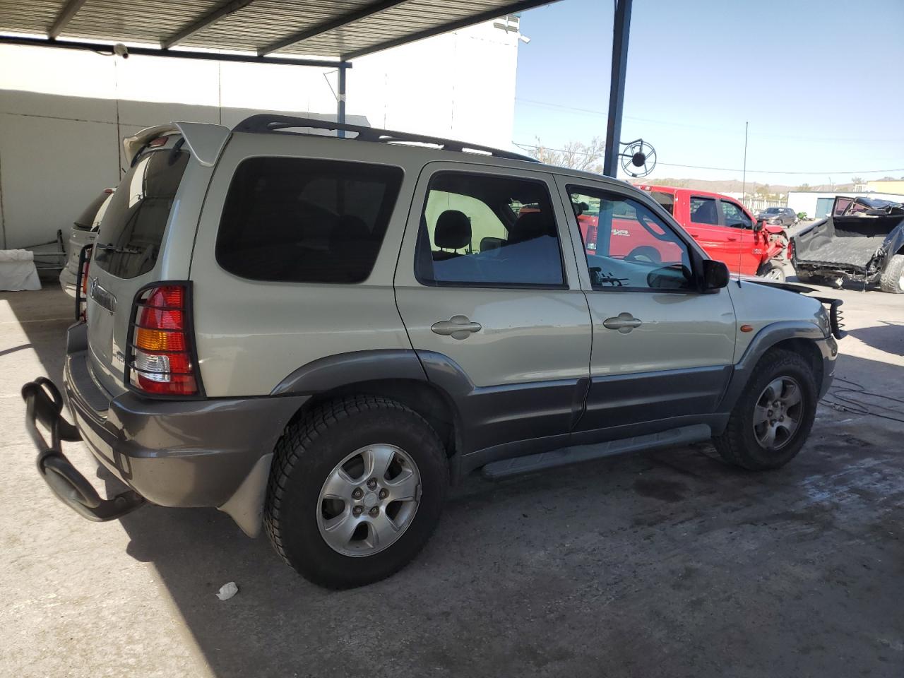 Lot #2960101112 2003 MAZDA TRIBUTE ES