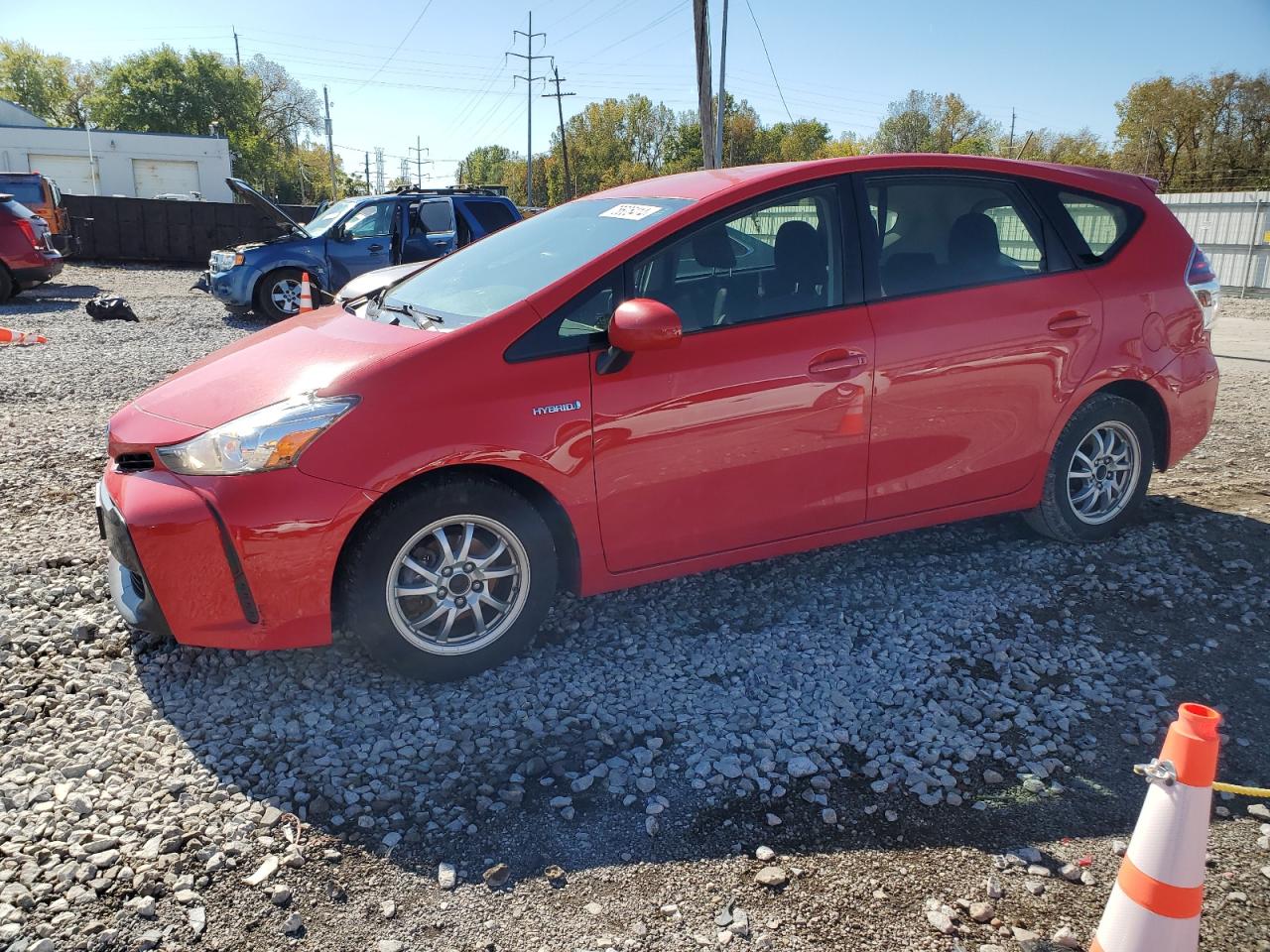 Toyota Prius V 2017 ZVW41L