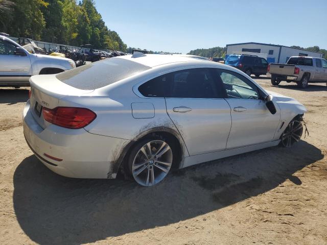 VIN WBA4F7C57HG786153 2017 BMW 4 SERIES no.3