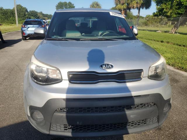 VIN KNDJN2A25H7496398 2017 KIA Soul no.5