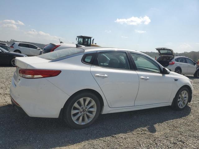 VIN 5XXGU4L3XGG075491 2016 KIA Optima, EX no.3