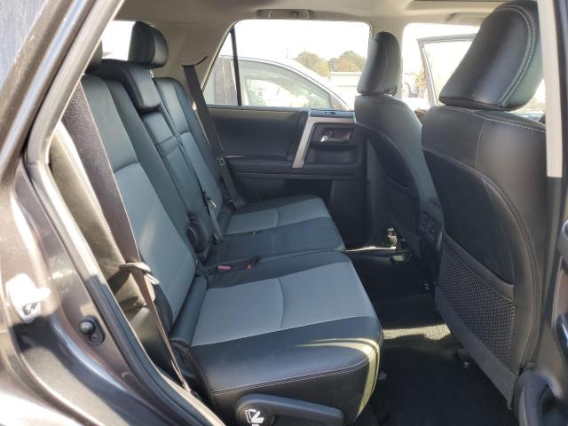 2021 TOYOTA 4RUNNER SR - JTEFU5JR9M5235459